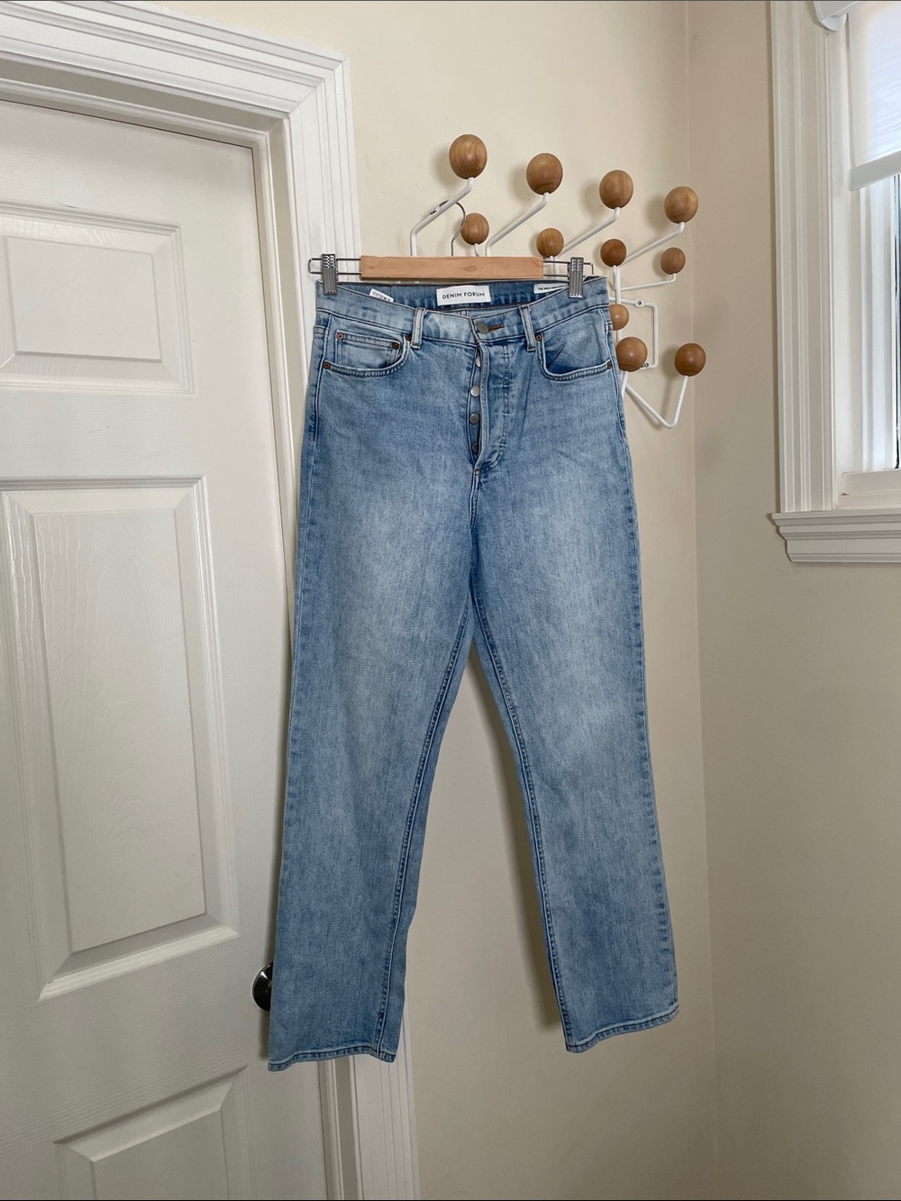 Aritzia Denim Forum - Arlo High Rise Straight Denim Jeans - 29x28